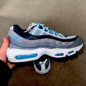 NIKE AIR MAX 95